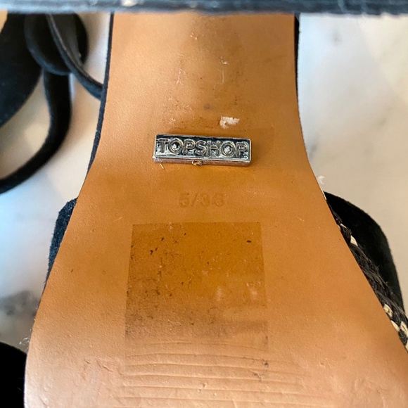 Top Shop Heals - Picture 3 of 3